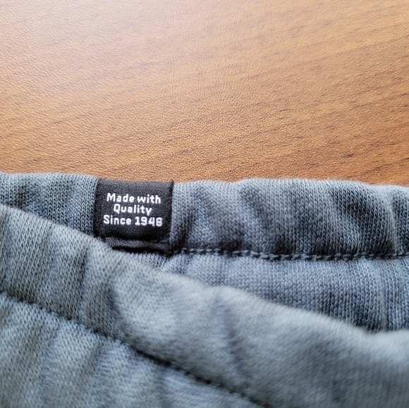 Puma relaxed fit shorts - Picture 4 of 7